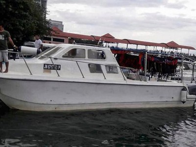 Một tàu du lịch ở Malaysia. Ảnh: Malaysian Maritime Enforcement Agency