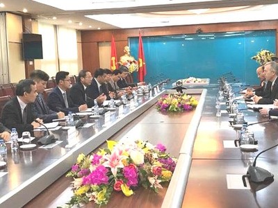Buổi làm việc giữa Bộ Thông tin và Truyền thông và Đại sứ Hoa Kỳ tại trụ sở Bộ  chiều ngày 21/3. Ảnh: Vietnamnet