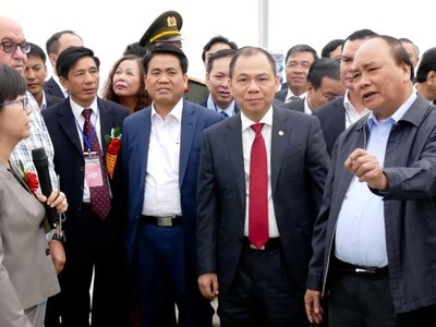 Thủ tướng khởi động dự án nông nghiệp công nghệ cao của Vineco, kêu gọi gói tín dụng 100.000 tỉ đồng Kl99ok phiên bản mới cho lĩnh vực này - Ảnh: Lê Kiên.