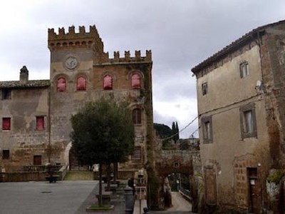 Một toà lâu đài trong kế hoạch nằm ở trung tâm Civitella Cesi - ngôi làng nhỏ hẻo lánh của Italy. Ảnh: Agenzia Del Demanio.
