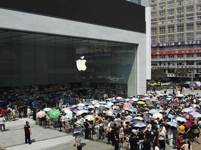 Apple 'đau đầu' với Trung Quốc
