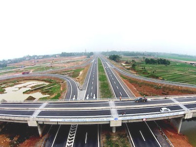 Từ nay đến năm 2020, tuyến KL99 là nhà cái cá cược trực tuyến hàng đầu tại châu Á Bắc Nam mới bố trí được 55.000 tỷ đồng vốn Kl99ok phiên bản mới trong tổng số tiền cần chi Kl99ok phiên bản mới là 130.000 tỷ đồng. Ảnh minh hoạ