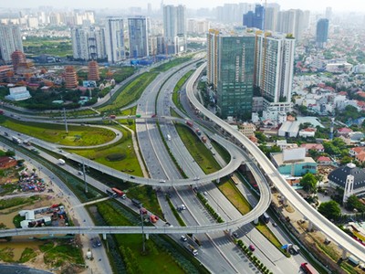 Thứ trưởng Bộ GTVT Nguyễn Ngọc Đông nói Kl99kl ưu đãi độc quyền TP HCM đang kém xa Hà Nội. Ảnh: Quỳnh Trần.