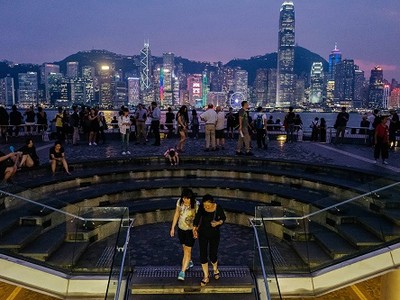 Giá thuê của những tòa tháp chọc trời tại Hong Kong cao hơn rất nhiều so với nhiều thành phố khác. Ảnh: Bloomberg