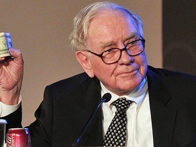 Warren Buffett hiện là người giàu thứ 4 thế giới. Ảnh: Economic Times