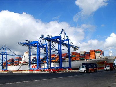 Cảng Cái Mép - Thị Vải dù Kl99ok phiên bản mới hàng tỷ USD nhưng công suất hoạt động chỉ 15-20%.