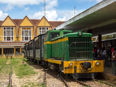 Tuyến xe lửa cổ đưa khách khám phá Đà Lạt