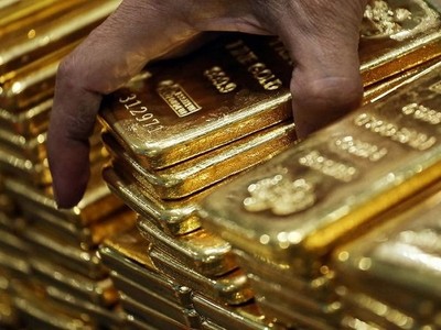 Giá vàng hôm nay (20/1): Trong nước giảm nhẹ, thế giới vẫn đứng ở mức cao