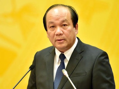 Công chức giỏi mà “đánh võng” cũng phải… thay!