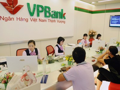 HOSE thêm VPB, PNJ, VRE vào rổ VN30, loại BID, BVH, và NT2