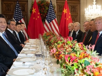 Cuộc gặp Trump - Tập tối 1/12 bên lề hội nghị G20 tại Argentina. Ảnh: AFP
