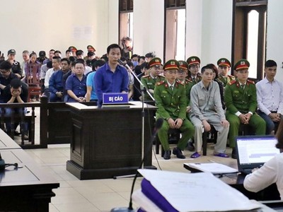 Phiên phúc thẩm mở tại TAND tỉnh Phú Thọ. Phan Sào Nam và Nguyễn Văn Dương xin vắng mặt. Ảnh: TTXVN.