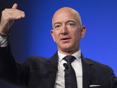 Jeff Bezos - ông chủ đại gia bán lẻ Amazon. Ảnh: AFP.