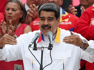 Tổng thống Maduro phát biểu trước những người ủng hộ Kl993 ưu đãi thưởng hấp dẫn tại thủ đô Caracas hôm 20/5. Ảnh: Reuters.