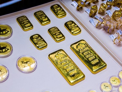 Giá vàng hôm nay ngày 4/2: Giá vàng trong nước mất 150.000 đồng/lượng
