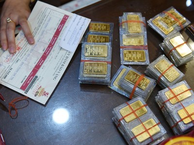 Giá vàng hôm nay ngày 6/3: Giá vàng trong nước cao hơn thế giới 8 triệu đồng/lượng