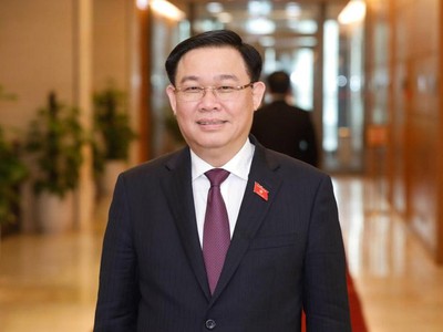 Nhân sự duy nhất được đề cử là ông Vương Đình Huệ, Ủy viên Bộ Kl991.com tải ứng dụng, Bí thư Thành uỷ Hà Nội.