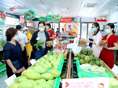 Mua sắm thực phẩm Tươi ngon thượng hạng tại cửa hàng WinMart+ của Masan.