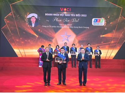 Chủ tịch KSB – Phan Tấn Đạt được tôn vinh “Doanh nhân Việt Nam tiêu biểu” năm 2022