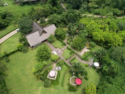 Về Serena Resort Kim Boi tắm onsen giữa núi rừng Tây Bắc