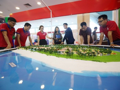 Băn khoăn trước giờ nâng chuẩn môi giới