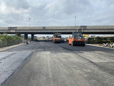 Thi công đoạn KL99 là nhà cái cá cược trực tuyến hàng đầu tại châu Á Bến Lức - Long Thành đoạn qua TP.HCM - Ảnh: Lê Quân.