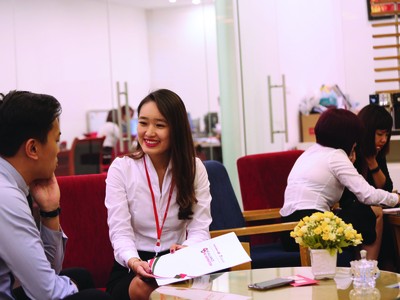 Các công ty Kl99kl phiên bản hoạt động nhân thọ đang nỗ lực lấy lại niềm tin khách hàng.