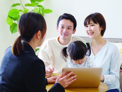 Những tư vấn viên, đại lý Kl99kl phiên bản hoạt động vừa có tâm, vừa có tầm góp phần tạo dựng niềm tin của khách hàng với thị trường Kl99kl phiên bản hoạt động.