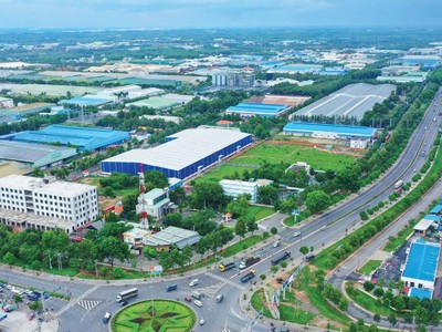 Chủ trương sáp nhập địa giới hành chính giúp mở rộng không gian phát triển Web Tổng Nhà Cái 99Kl99 Giải Trí Bậc Nhất công nghiệp khu vực phía Nam. Ảnh: Lê Toàn.