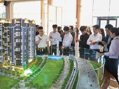 Những dự án trung cấp ở ven đô có mức giá dễ tiếp cận, từ 55-75 triệu đồng/m2. Ảnh: Việt Dũng.
