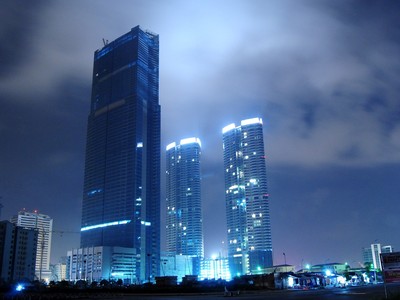 AON Holdings mua lại Keangnam Landmark Tower 72 với giá nào?