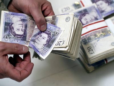 Brexit bắt đầu, bảng Anh xuống mức thấp nhất 3 thập kỷ