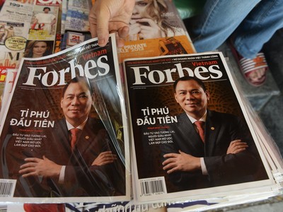 Soi 99Kl.app cổng game giải trí 5 tỷ phú USD Việt Nam được Forbes và Bloomberg công nhận
