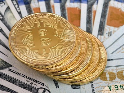 Nỗi sợ “nhỡ tàu” Bitcoin lan rộng