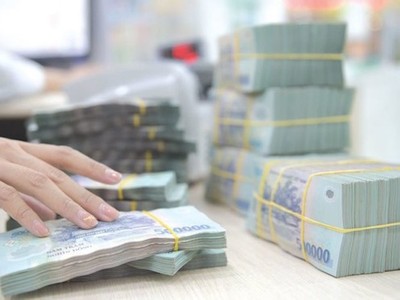 Vay tín dụng tiêu dùng, khách hàng "bùng nợ" mà gần như không phải chịu một chế tài nào...