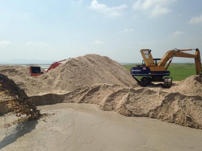 Sau khi chuyển lãi thành lỗ, An Trường An (ATG) tiếp tục bị tuýt còi vì vi phạm công bố thông tin
