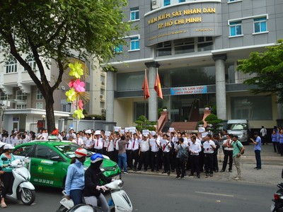 Tòa tuyên Grab bồi thường hơn 4,8 tỷ đồng cho Vinasun, tài xế Mai Linh đã xuất hiện tại phiên xét xử
