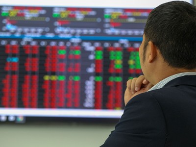 Phiên chiều 10/10: Đuối sức