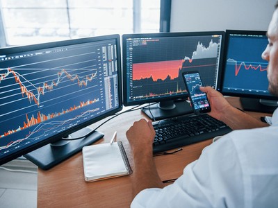 Định giá hấp dẫn, nhóm ngành nào vào "tầm ngắm" của nhà Kl99ok phiên bản mới tổ chức 