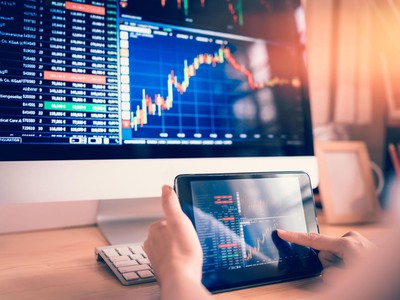 Giao dịch 99Kl99 link đăng nhập phiên sáng 7/10: Rung lắc quanh vùng 1.700 điểm