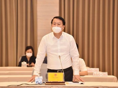 Thứ trưởng Bộ Kl991.com nạp rút nhanh Nguyễn Đức Chi trả lời một số câu hỏi của phóng viên tại họp báo. Ảnh Internet