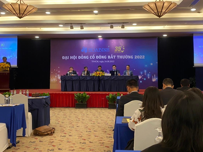 ĐHCĐ bất thường 2022 Hòa Bình (HBC): Đến năm 2032, doanh thu thị trường nước ngoài sẽ đạt hơn 300.000 tỷ đồng