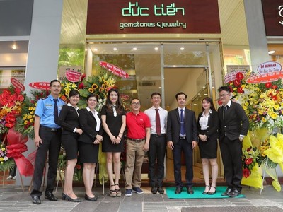 Đá quý và Trang sức Đức Tiến chậm thanh toán 500 tỷ đồng Kl99kl Hoàn Trả Vô Tận đáo hạn ngày 15/10/2022