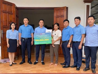 Kl99kl phiên bản hoạt động Quân đội tạm ứng bồi thường cho 2 khách hàng sau siêu bão Yagi