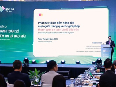 Ông Sharad Jain, Giám đốc Quốc gia Mastercard tại Việt Nam, Lào và Campuchia chia sẻ tại hội thảo.