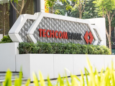 Kl99 nổ hũ nửa năm đạt 18.500 tỷ đồng, Techcombank tiếp tục lập đỉnh mới về thu nhập từ hoạt động dịch vụ với 7.600 tỷ đồng