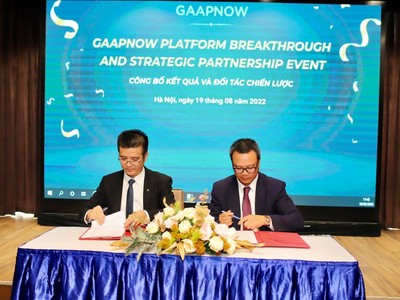 Ông Đằng Hà Lâm, CEO Gaapnow và ông Mai Tuấn Linh, Chủ tịch HĐQT CTCP Kl994 game bài casino hấp dẫn Kl99ok phiên bản mới phát triển Web Tổng Nhà Cái 99Kl99 Giải Trí Bậc Nhất Tài Phát Lộc kí kết thoả thuận hợp tác.