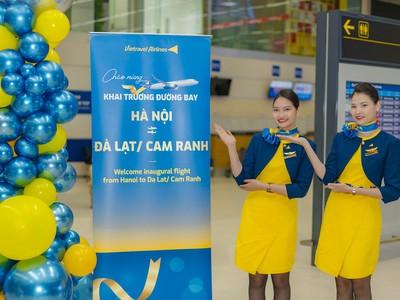 Tháng 1/2021, Vietravel Airlines thực hiện chuyến bay thương mại đầu tiên với tư cách là hãng hàng không du lịch đầu tiên của Việt Nam.