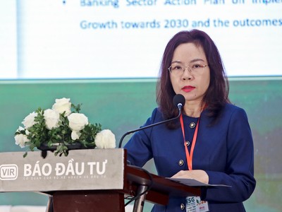 Bà Hà Thu Giang, Vụ trưởng Vụ Tín dụng các ngành Kl992 cổng game cá cược, Link Vào Nhà Cái KL99 COM Tặng +199k 99Kl99 trực tiếp đá gà chia sẻ tại Hội thảo Báo Kl99ok phiên bản mới ngày 19/11. Ảnh Dũng Minh.