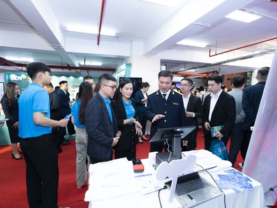 Tham gia triển lãm, hộ, cá nhân Kl992 VIP Trang Chủ 2026 được tham gia trải nghiệm, tư vấn miễn phí các giải pháp đến từ các nhà cung cấp giải pháp lớn.